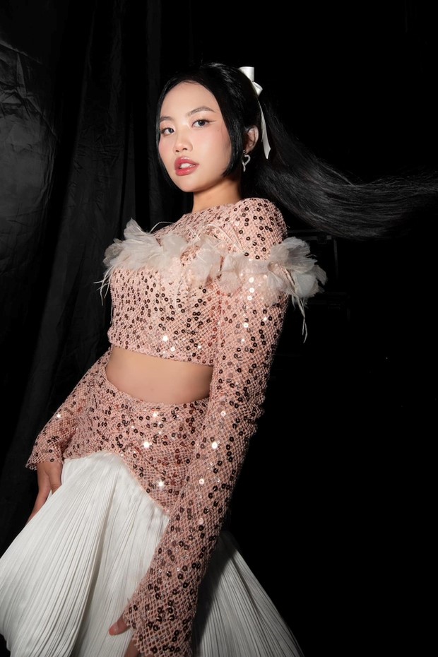 phuong my chi co dong thai moi giua tin don lo clip nhay cam2