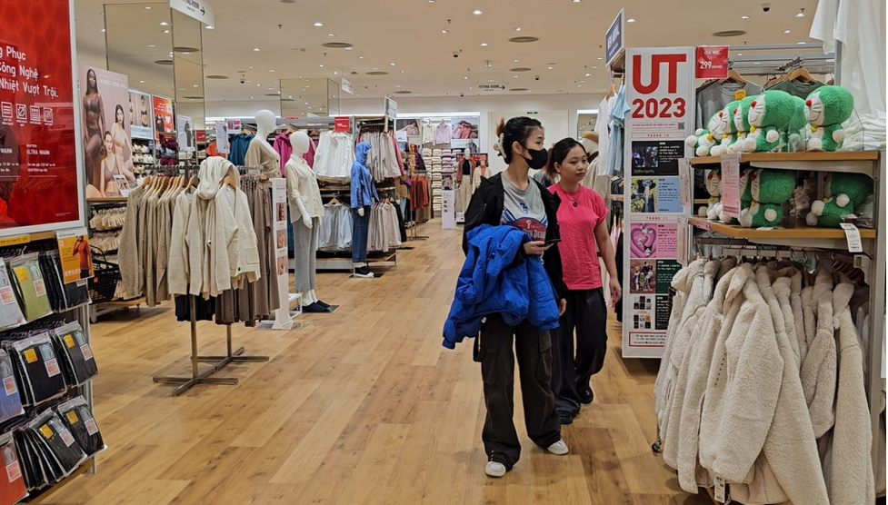 mien bac chim trong gia ret doanh thu kinh doanh quan ao dai han cao gap 10 lan mien bac chim trong gia ret doanh thu kinh doanh quan ao dai han cao gap 10 lan