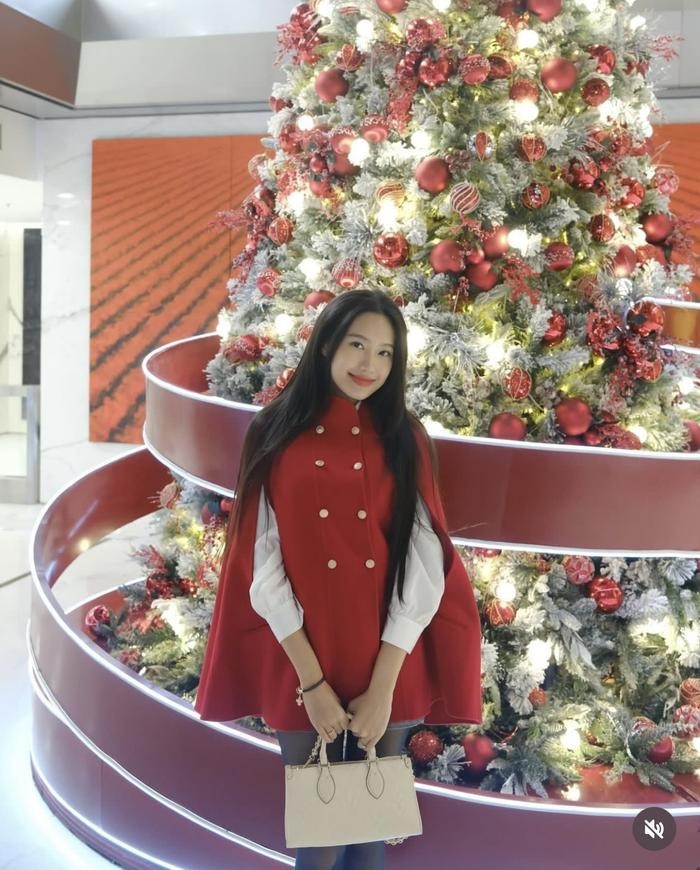 doan hai my dang anh mung giang sinh tuy nhien dan tinh chi chu y mot dieu4 doan hai my dang anh mung giang sinh tuy nhien dan tinh chi chu y mot dieu4