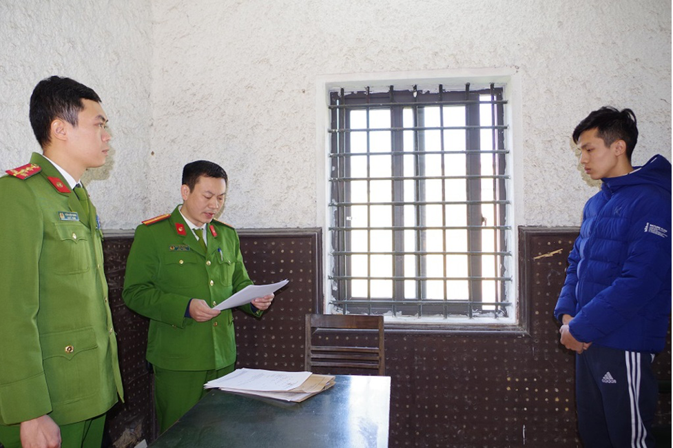 khoi to tai xe huc vang 2 csgt o ha nam ve toi giet nguoi khoi to tai xe huc vang 2 csgt o ha nam ve toi giet nguoi