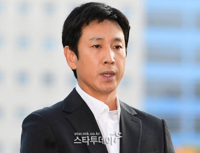 vo lee sun kyun hung chiu tan bi kich trong vong 1 nam ngan ngui
