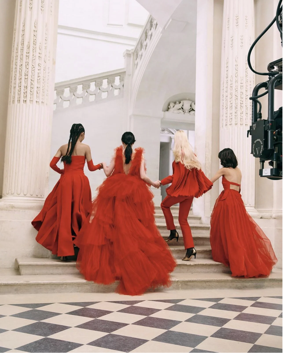 dich le nhiet ba xuat hien tren quang cao dior visual chuan minh tinh tuy nhien phai chao thua nguoi nay5 dich le nhiet ba xuat hien tren quang cao dior visual chuan minh tinh tuy nhien phai chao thua nguoi nay5