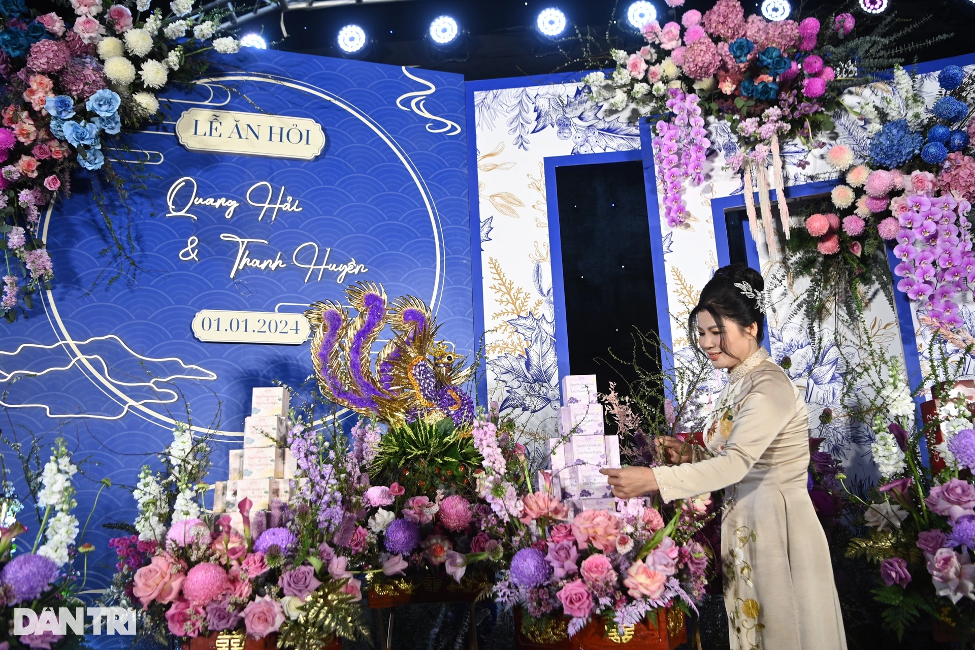 quang hai dien ao dai do di hoi vo tuy nhien dan tinh chi chu y mot thu dat do noi bat2