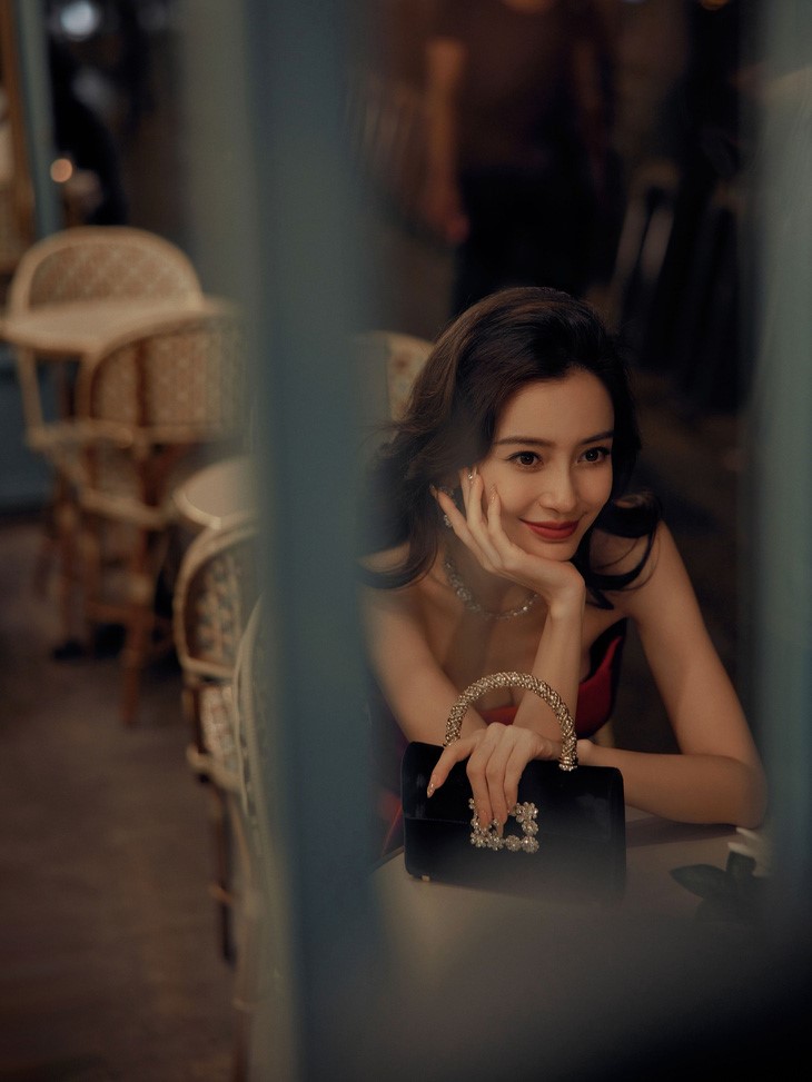xon xao thong tin angelababy sap quay tro lai hoat dong nghe thuat sau 3 thang phong sat1 xon xao thong tin angelababy sap quay tro lai hoat dong nghe thuat sau 3 thang phong sat1