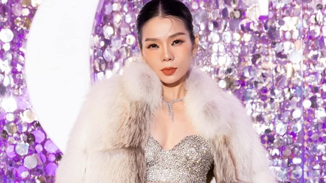 le quyen an y giua lum xum trong chuong trinh chi dep dap gio re song6 le quyen an y giua lum xum trong chuong trinh chi dep dap gio re song6