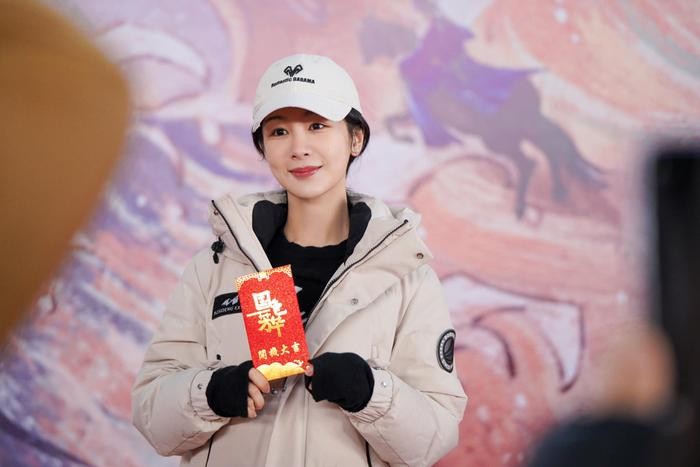 tin tuc sao hoa ngu moi nhat ngay 6 1 quoc sac phuong hoa cua duong tu ly hien chinh la doan phim dau tien quay o phim truong nay41