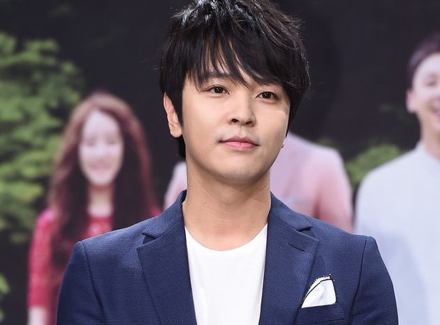 kim jung hoon gay tai nan giao thong bi dua ve don canh sat dieu tra2 kim jung hoon gay tai nan giao thong bi dua ve don canh sat dieu tra2