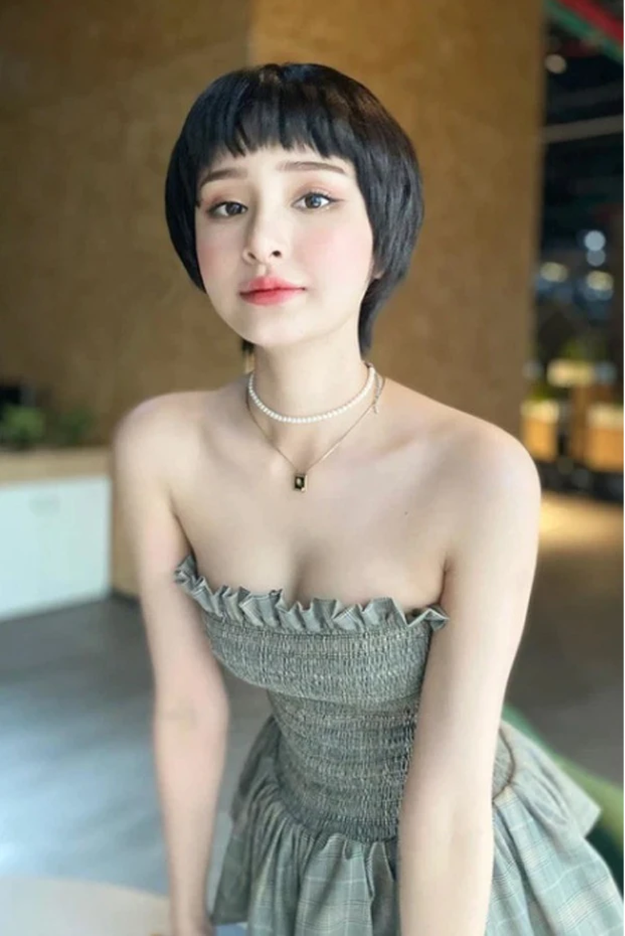 doan clip hien ho noi ve cam bay trong showbiz bat ngo hot tro lai3