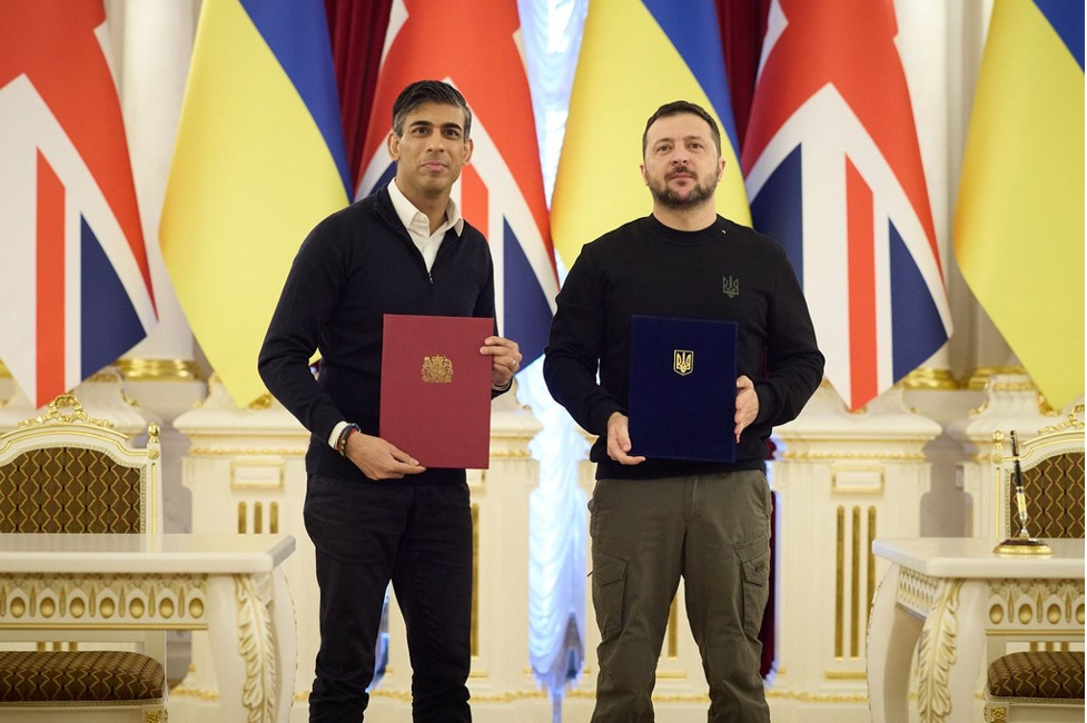 ukraine va anh ky thoa thuan an ninh chua tung co phat tin hieu manh me toi nga