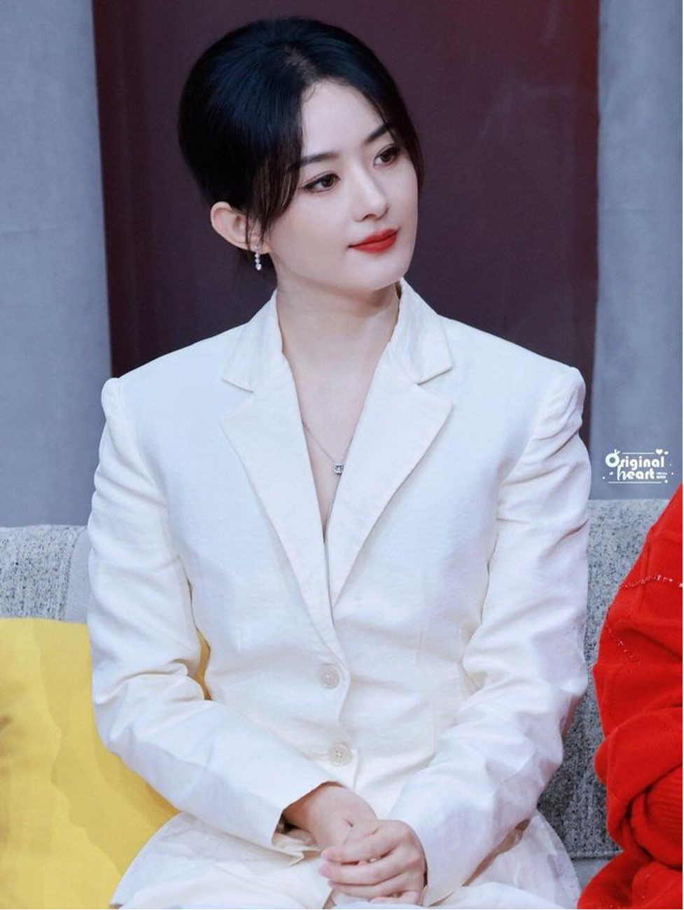 tin tuc sao hoa ngu moi nhat ngay 15 1 2024 trieu le dinh nhan duoc su cong nhan cua gioi chuyen mon voi vai dien trong du an dien anh moi3 tin tuc sao hoa ngu moi nhat ngay 15 1 2024 trieu le dinh nhan duoc su cong nhan cua gioi chuyen mon voi vai dien trong du an dien anh moi3
