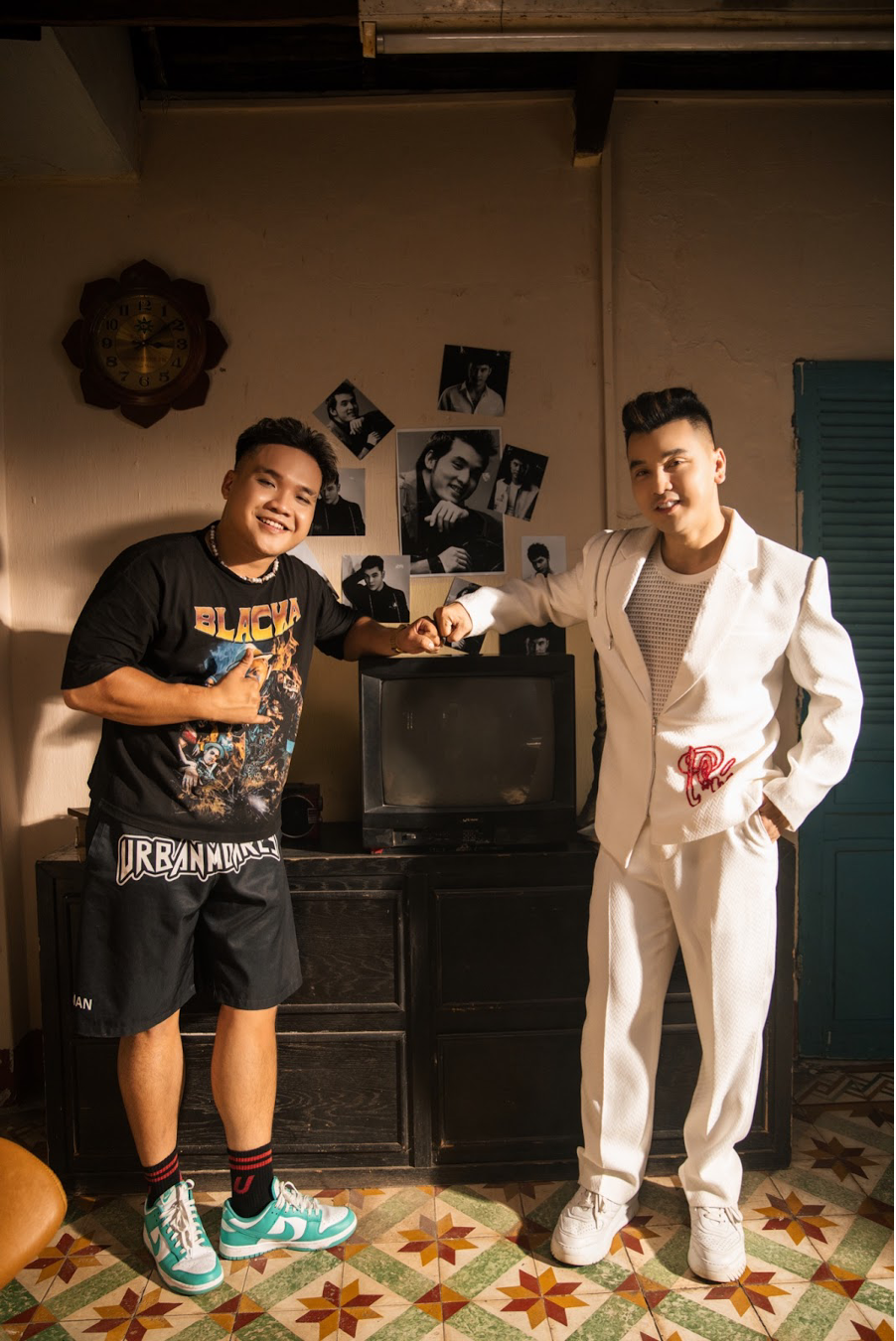 hau thoat vi nghia dem ung hoang phuc lien tiep mv moi