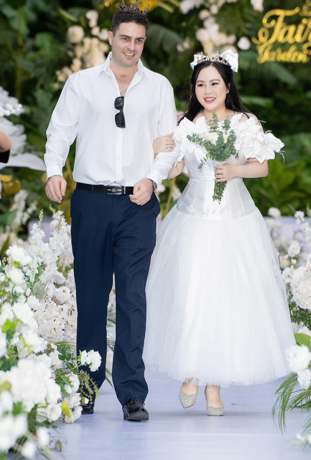 dien vien truong phuong ly hon chong tay cao 2m sau 2 nam cang thang1 dien vien truong phuong ly hon chong tay cao 2m sau 2 nam cang thang1