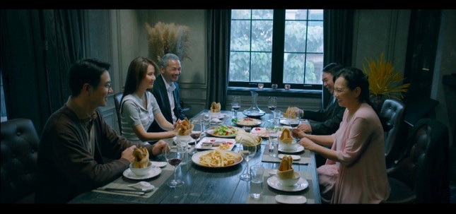 vai dien moi trong chung ta cua 8 nam sau cua nsnd trung anh khien khan gia bat binh4 vai dien moi trong chung ta cua 8 nam sau cua nsnd trung anh khien khan gia bat binh4