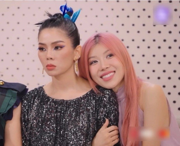 trang phap co dong thai gi giua tin don bat hoa voi le quyen3 trang phap co dong thai gi giua tin don bat hoa voi le quyen3