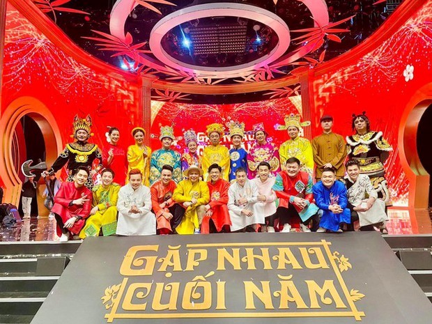 nam nghe si doc nhat dong tao quan suot 20 nam hon 60 tuoi van bi gia dinh giuc cuoi4