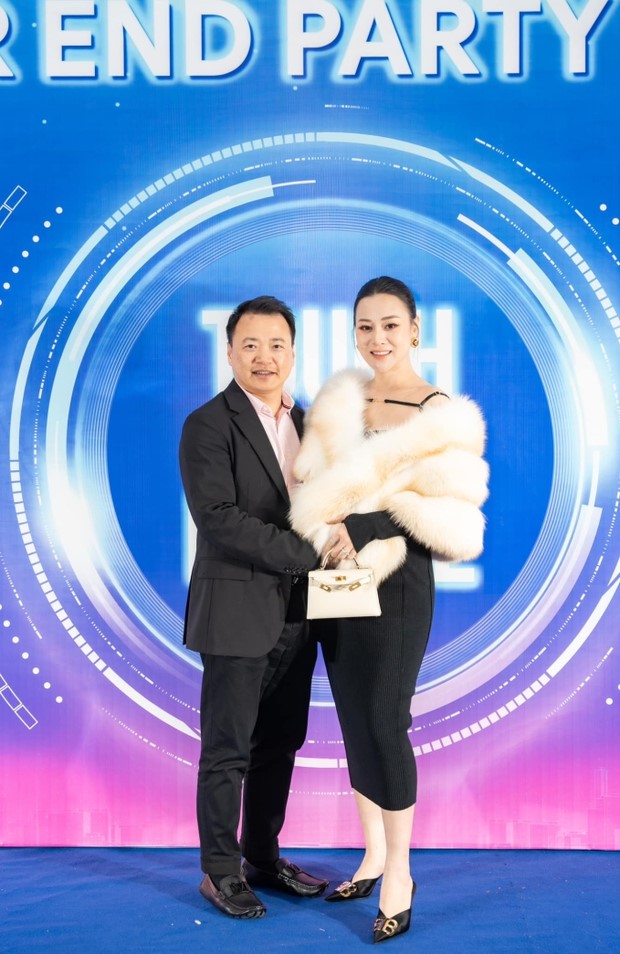 shark binh dua phuong oanh tham du yep cong ty nhan sac me bau gay chu y4