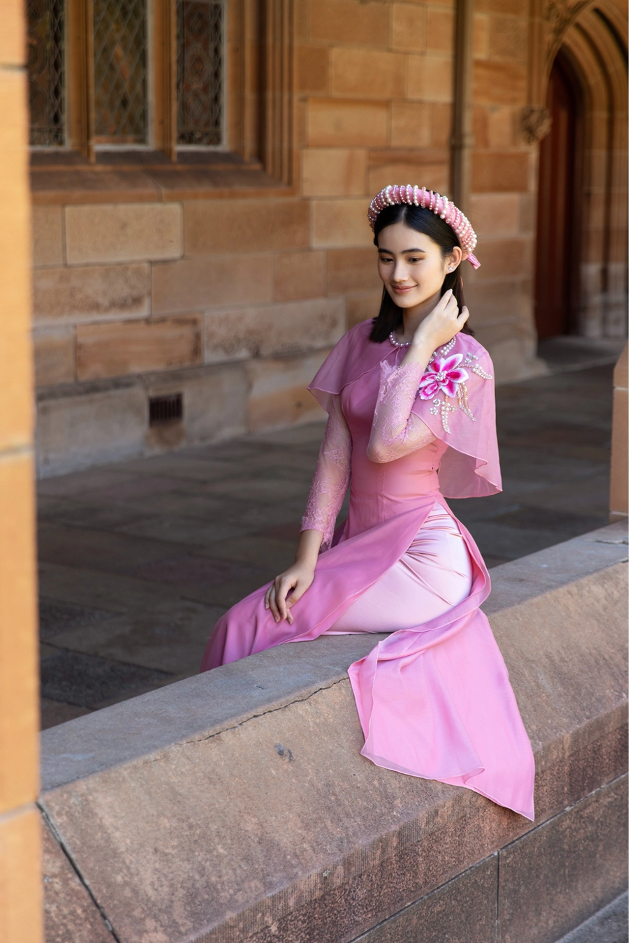 hoa hau y nhi rang ro trong ta ao dai tai uc3 hoa hau y nhi rang ro trong ta ao dai tai uc3