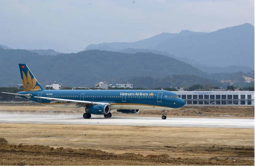 vietnam airlines tang tan suat bay dien bien dip tet