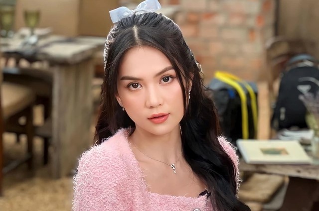 ngoc trinh mo cac tai khoan mang xa hoi sau khi ve nha ngoc trinh mo cac tai khoan mang xa hoi sau khi ve nha
