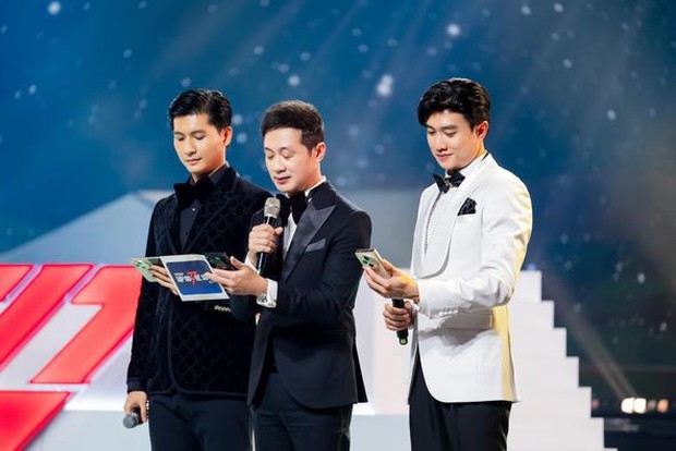 sau mua dau lam mc gay tranh cai tai show chi dep lam bao chau co nhung chia se gay chu y4