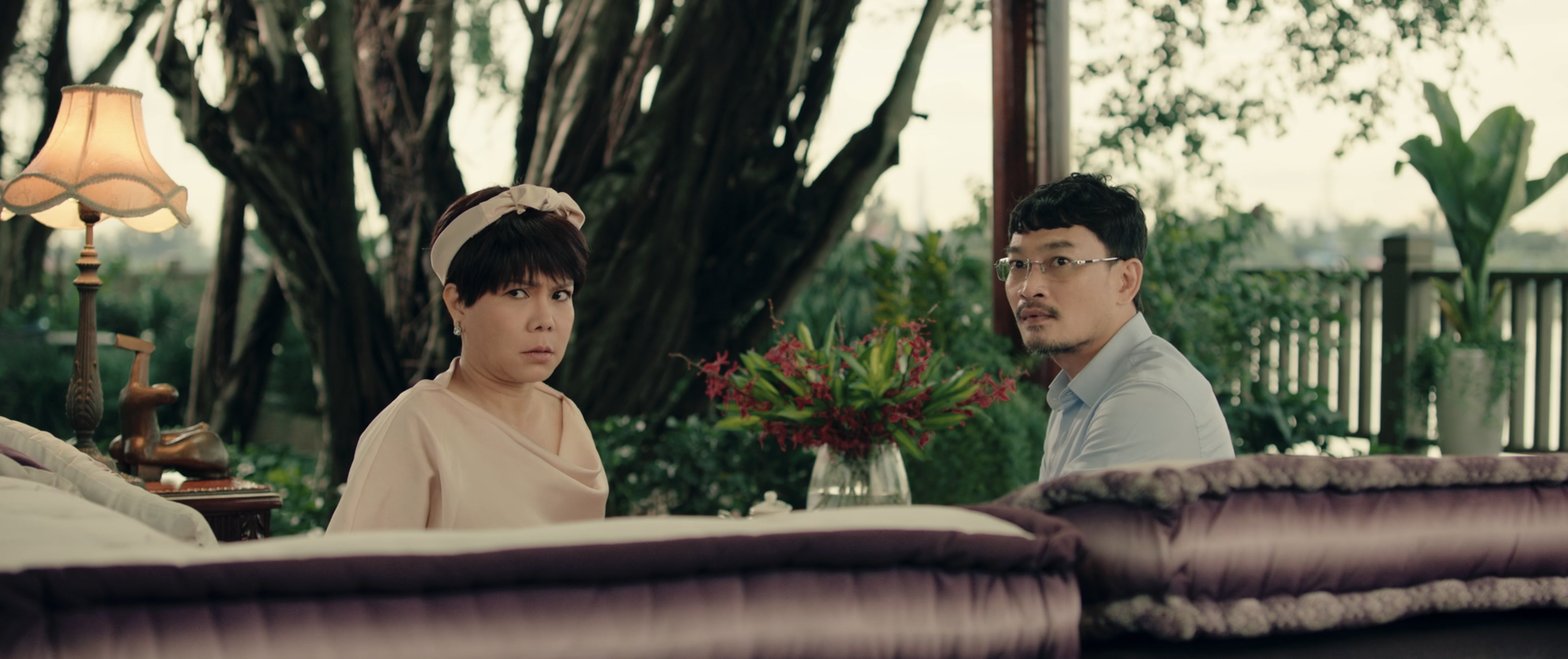 tra goc nhin tran trui ve ngoai tinh 2
