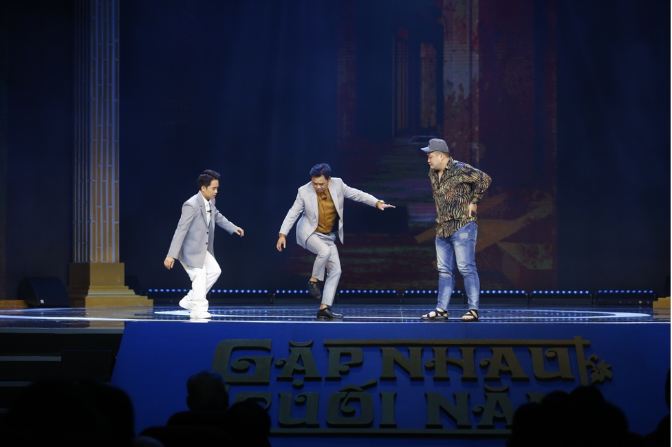 vtv tung hinh anh chinh thuc tren thien dinh cua tao quan 20241