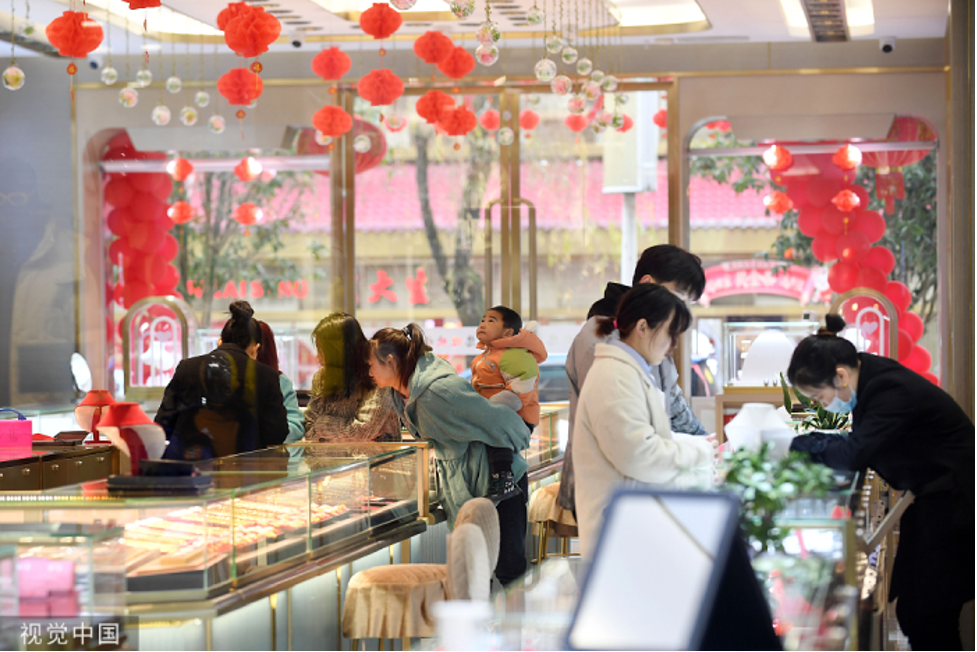 nguoi dan trung quoc no nuc sam rong vang du gia thanh cao2