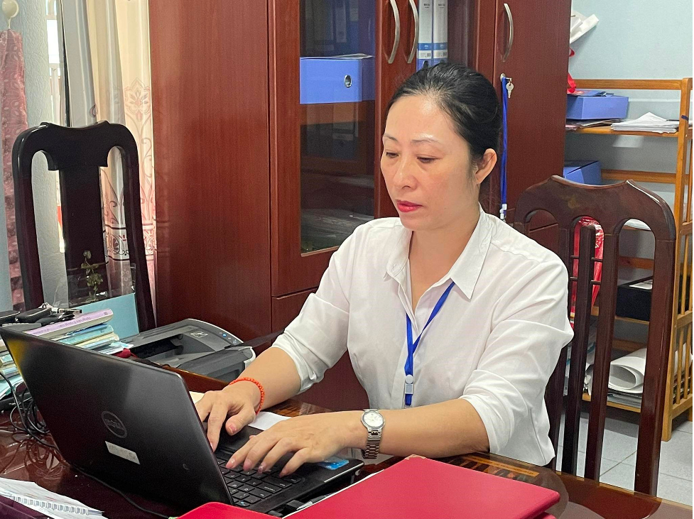 tam guong nha giao uu tu khong ngung tan tam cong hien cho su nghiep trong nguoi