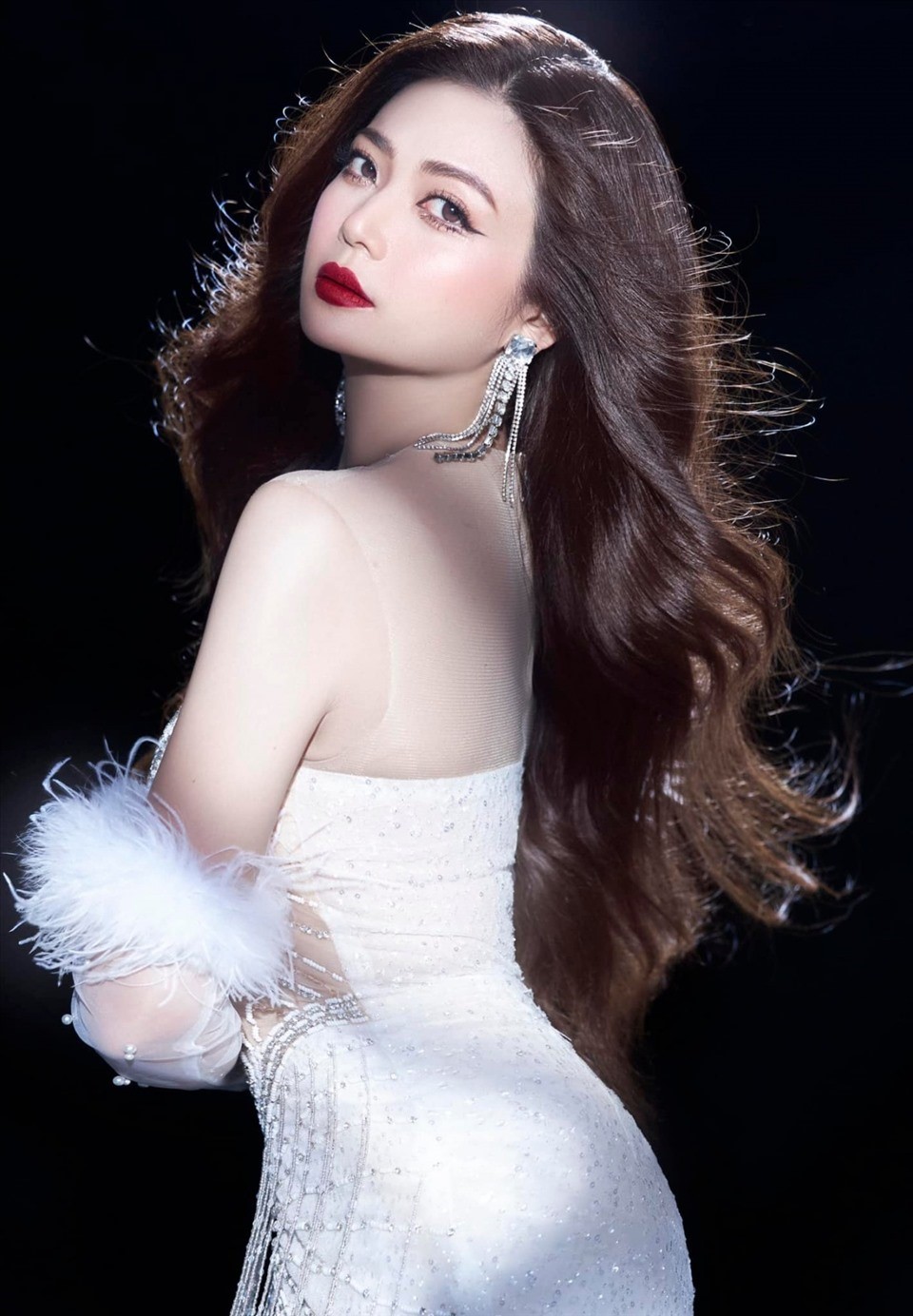 cuoc song cua 3 nu chinh trong phia truoc la bau troi sau 23 nam5