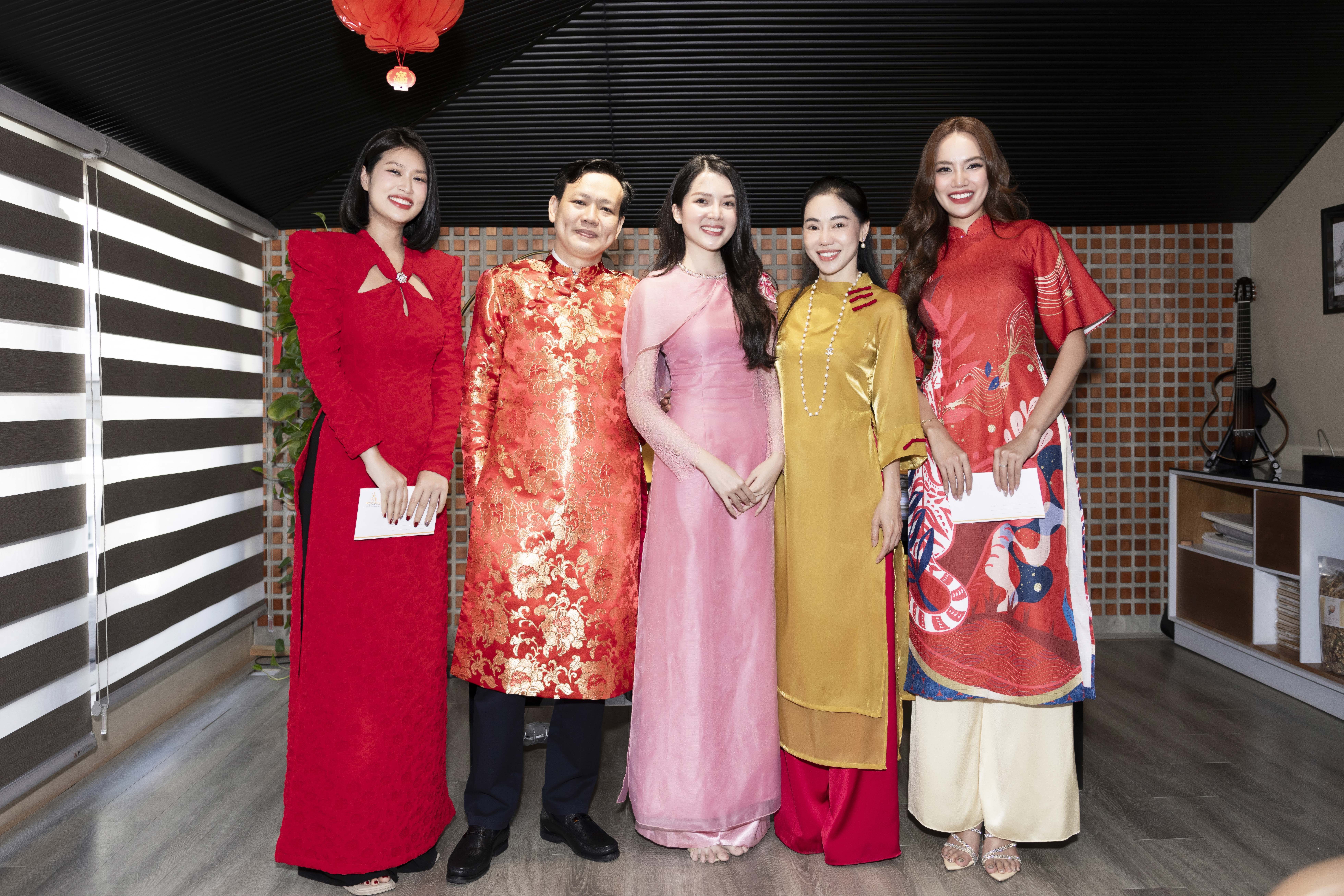 cong ty sen vang khai truong nam 2024 3 cong ty sen vang khai truong nam 2024 3