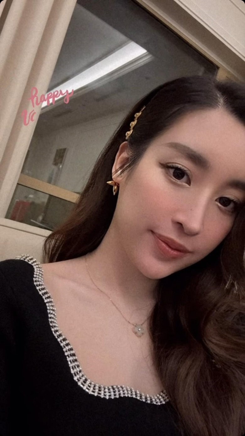 do my linh cung chong tha den trong chuyen du lich he lo ten biet danh nhoc ty dau long do my linh cung chong tha den trong chuyen du lich he lo ten biet danh nhoc ty dau long