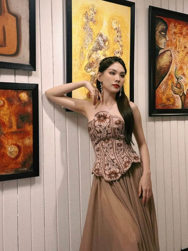 mai phuong dat thanh tich dau tien vuot qua nhieu doi thu de buoc vao vong tiep o miss world3