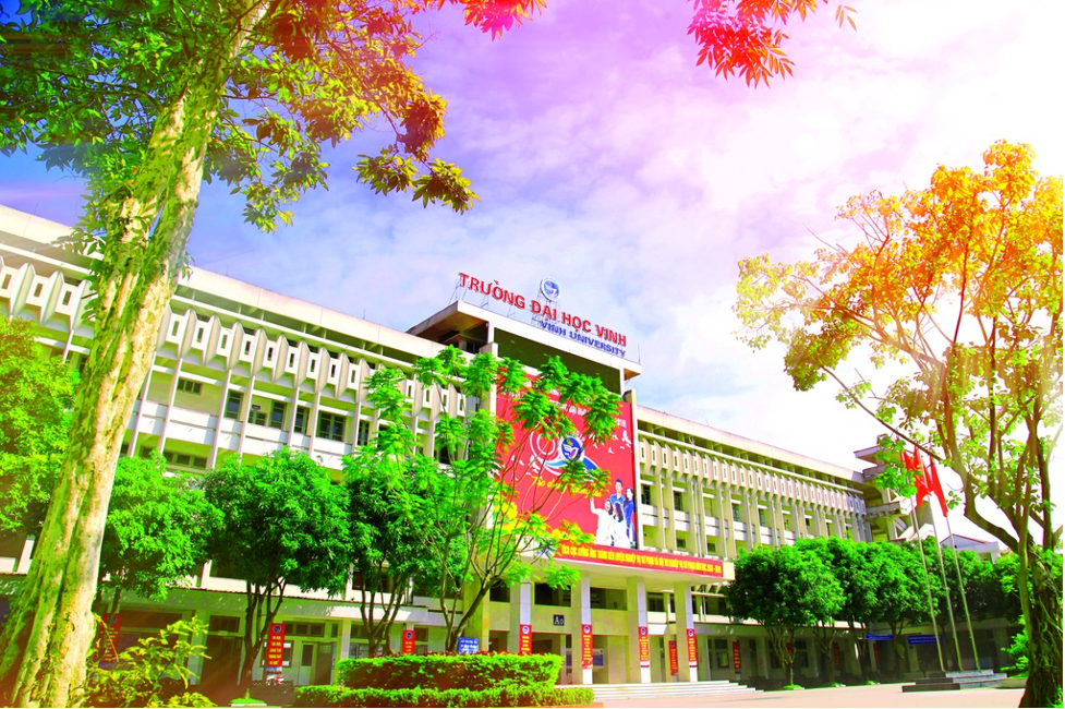 lanh dao truong dai hoc vinh noi gi khi nha truong duoc phep dao tao them 2 nganh su pham2