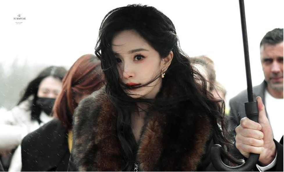 tin tuc sao hoa ngu moi nhat ngay 33 2024 duong mich gay nao loan cong dong mang xu trung voi loat anh nhu nu ba dao tong tai3