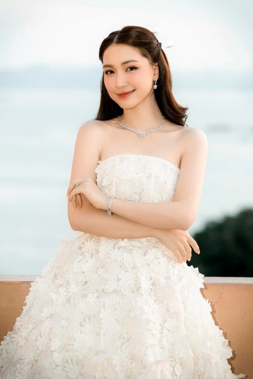 hoa minzy buc xuc khi bi noi ham danh thich choi cung nguoi noi tieng1 hoa minzy buc xuc khi bi noi ham danh thich choi cung nguoi noi tieng1