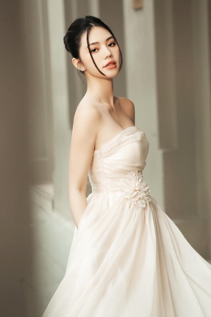 dinh nghi van mang thai giua lum xum lam tieu tam hoa hau viet noi gi 