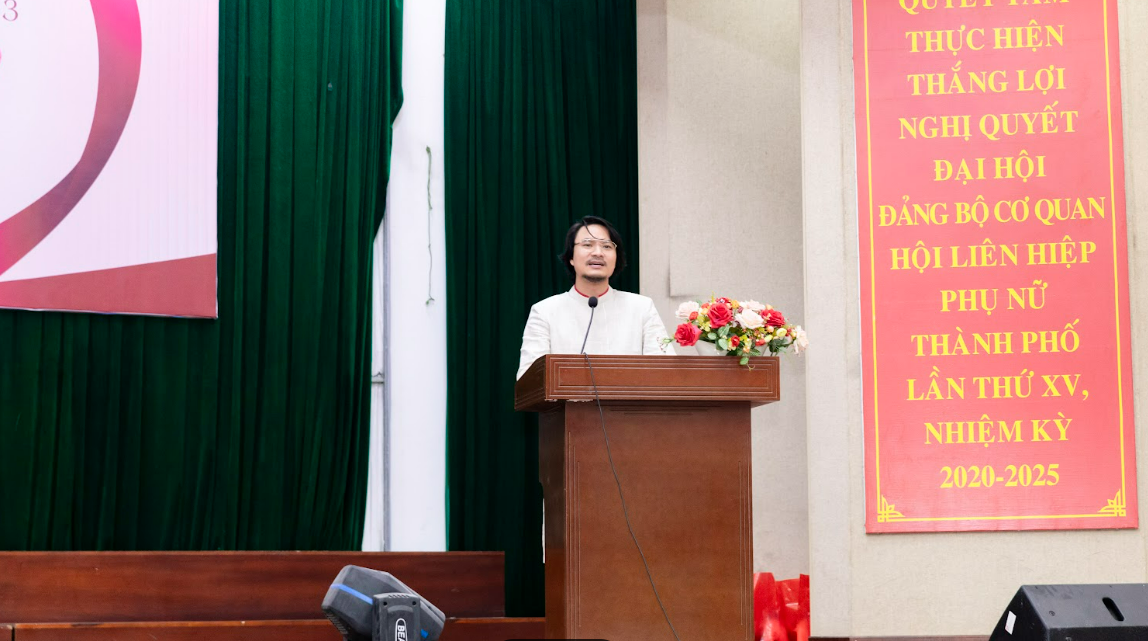 dao dien hoang nhat nam ceo pham kim dung ton vinh nguoi phu nu nhan dip 8 32