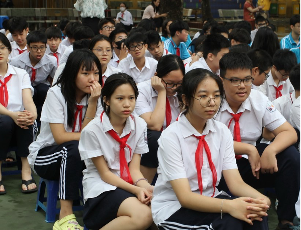 ha noi quan cau giay dan dau ve so luong giai hoc sinh gioi lop 9 cap thanh pho ha noi quan cau giay dan dau ve so luong giai hoc sinh gioi lop 9 cap thanh pho