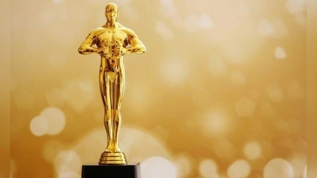 oscar 2024 emma stone khoc khi thang nu chinh xuat sac1 oscar 2024 emma stone khoc khi thang nu chinh xuat sac1