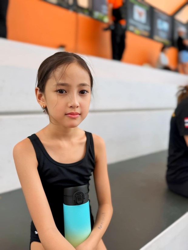 hoa hau ha kieu anh chia se cau chuyen cua con gai ut khien dan tinh sot ran ran3 hoa hau ha kieu anh chia se cau chuyen cua con gai ut khien dan tinh sot ran ran3