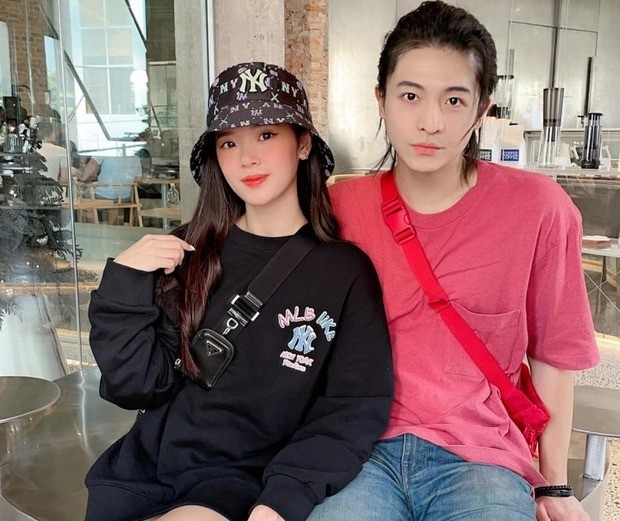 midu than thiet voi harry lu giua su kien thai do trai nguoc hoan toan khi 1 sao nam khac om eo1 midu than thiet voi harry lu giua su kien thai do trai nguoc hoan toan khi 1 sao nam khac om eo1