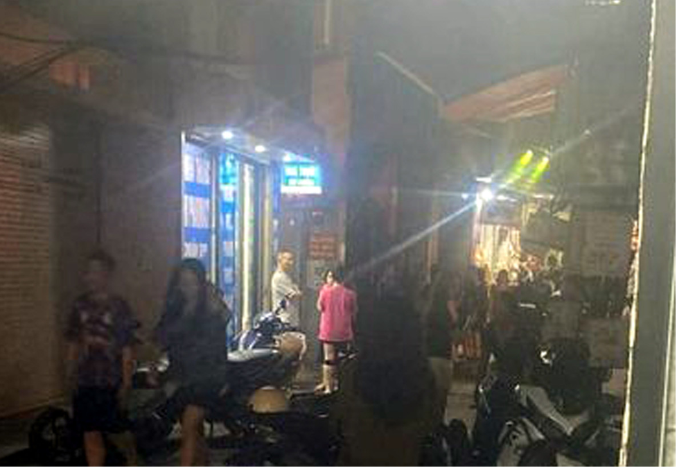 xac minh vu chau be o ha noi bi roi tu tang 6 xuong dat