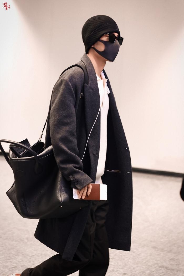 tin tuc sao hoa ngu moi nhat ngay 27 3 2024 tieu chien khien fan bat ngua vi cach doi pho voi nhung tay san anh3 tin tuc sao hoa ngu moi nhat ngay 27 3 2024 tieu chien khien fan bat ngua vi cach doi pho voi nhung tay san anh3