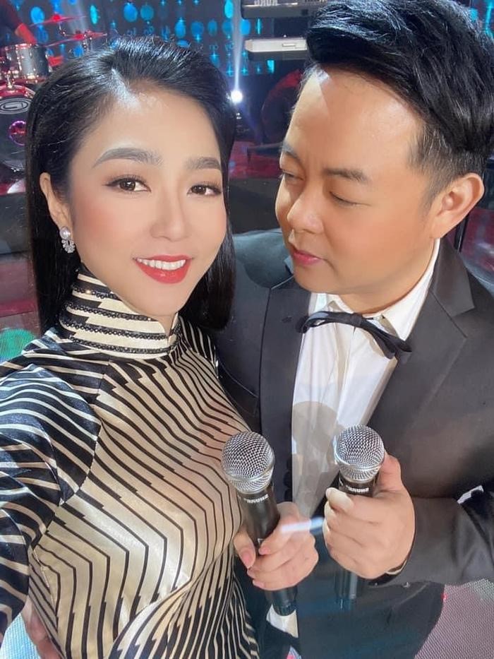 xon xao thong tin ha thanh xuan ket hon voi quang le phia quan ly an y mot dieu2 xon xao thong tin ha thanh xuan ket hon voi quang le phia quan ly an y mot dieu2