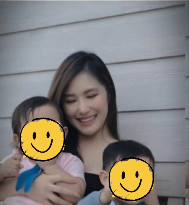 huong tram xuat hien ben 2 nhoc ty noi gi ve nghi van sinh con2 huong tram xuat hien ben 2 nhoc ty noi gi ve nghi van sinh con2