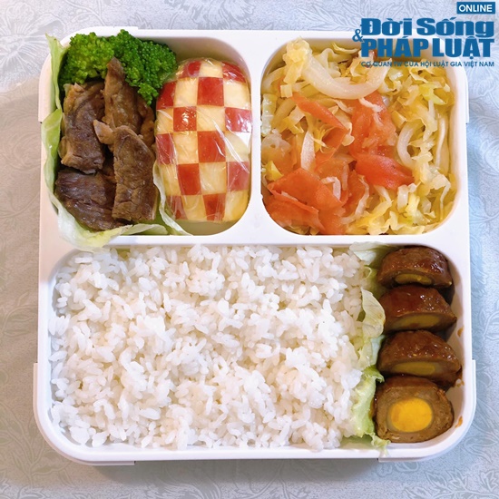 co vo dam nau com hop cho chong an trua khien chong het loi khen ngoi cam on dspl 5 co vo dam nau com hop cho chong an trua khien chong het loi khen ngoi cam on dspl 5