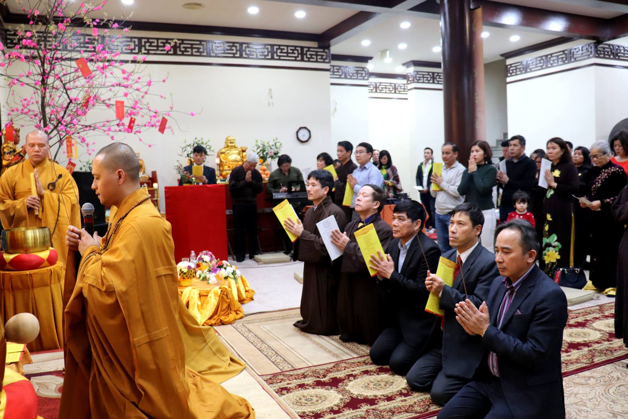 chua nhan hoa ba lan