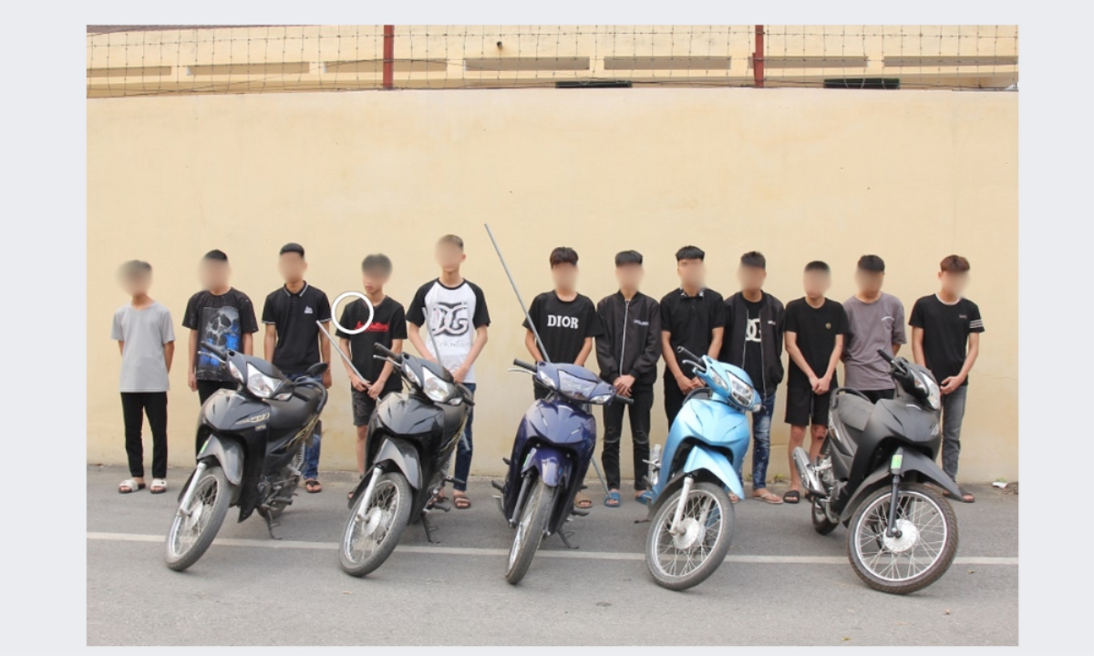 Mâu thuẫn cá nhân, nhóm thanh thiếu niên cầm hung khí hỗn chiến ở Hà Nam