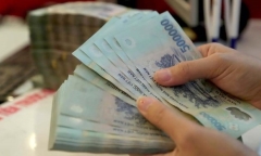Nhân viên ngân hàng giả mạo chữ kí rút 12 sổ tiết kiệm của khách, chiếm đoạt 4,4 tỷ đồng