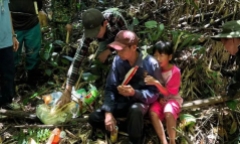 Tìm thấy người đàn ông để 2 con nhỏ ở chòi, vào rừng hái măng rồi mất tích